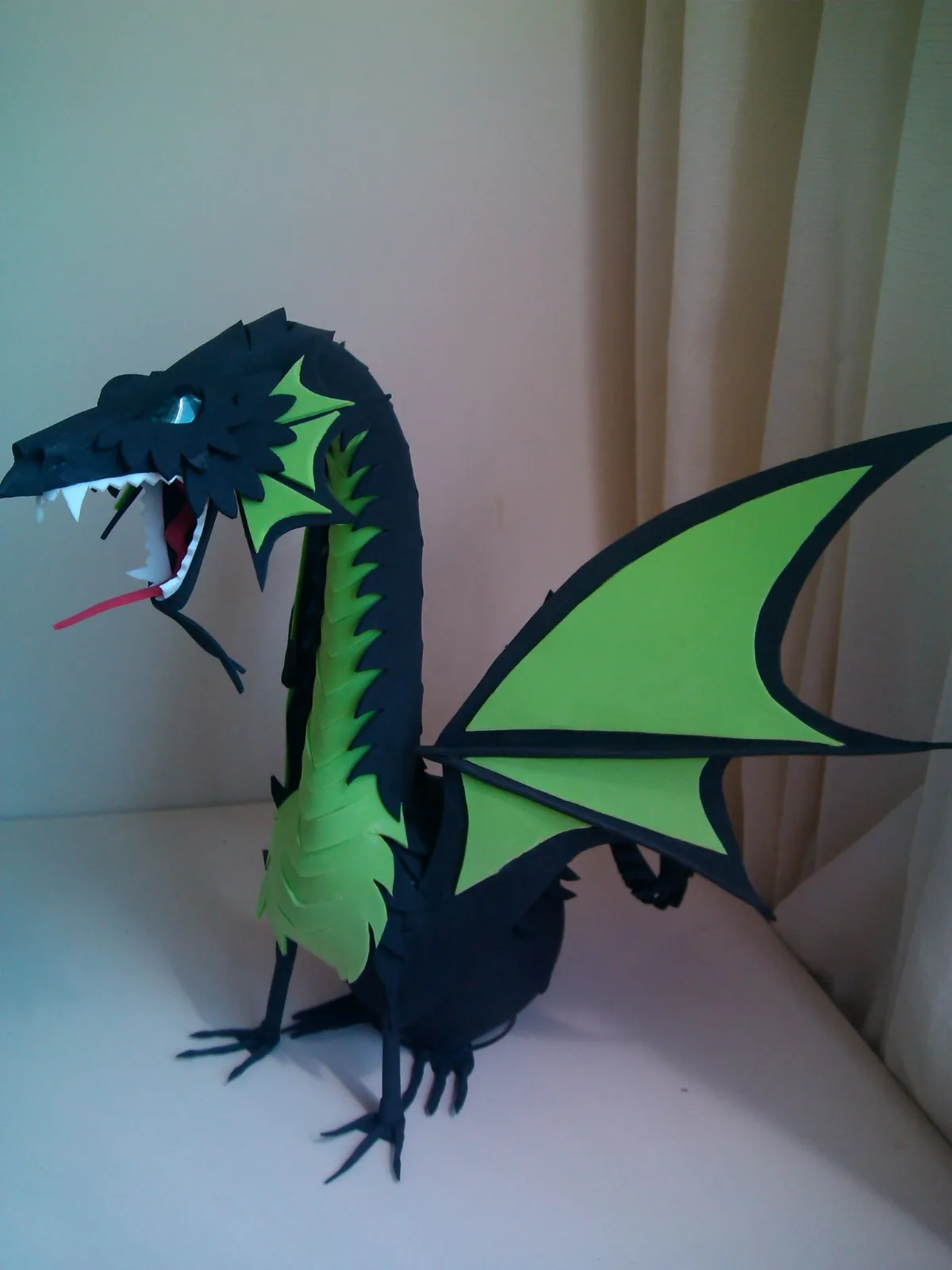 Dragão Diaval Malévola