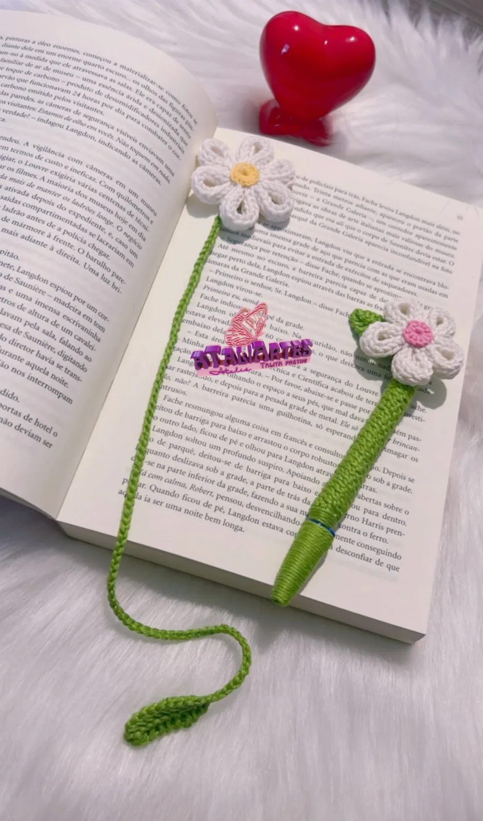 Kit Caneta e Marca Página personalizado em tricotin - Lembrancinha professora