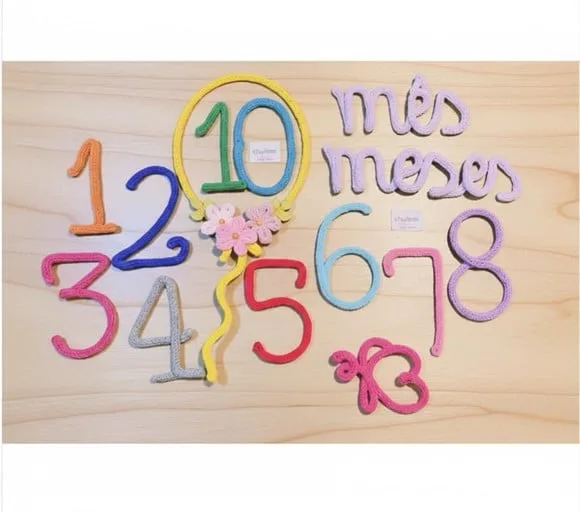 Kit Mêsversário Flor e Borboletinha em Tricotin