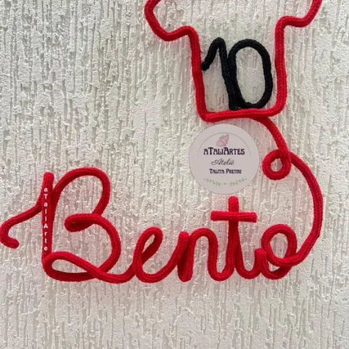 Nome Decorativo com Camisa 10 em Tricotin