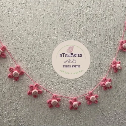 Varal de Flores Decorativas Personalizadas em Tricotin