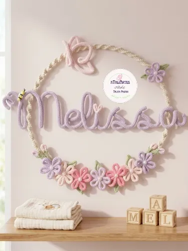 Porta Maternidade flores e borboleta guirlanda boho Macramê com Tricotin