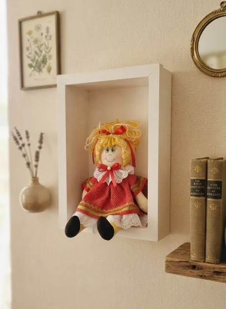 Boneca de Pano Artesanal  Clássica Vermelha