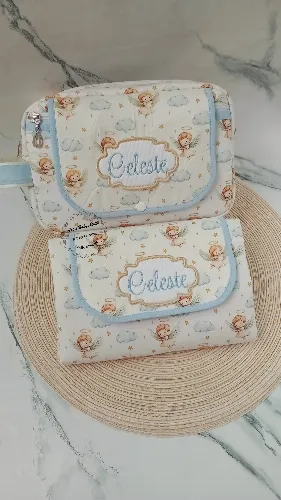 Porta Fraldas Personalizado com Trocador Portátil, Kit Higiene para Bebê com Nome Bordado, Organizador de Bolsa Maternidade
