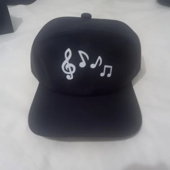 Boné Notas Musicais