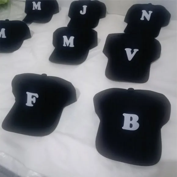 Boné com Iniciais