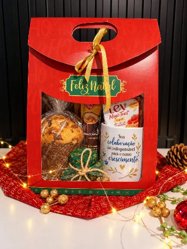 Cesta de Natal com Caneca Personalizada – Presente Natalino