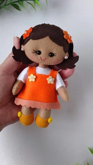 Boneca Mascote - Maio Laranja - 14cm