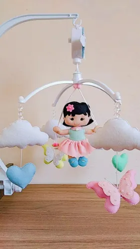 Móbile Musical Chuva de Amor